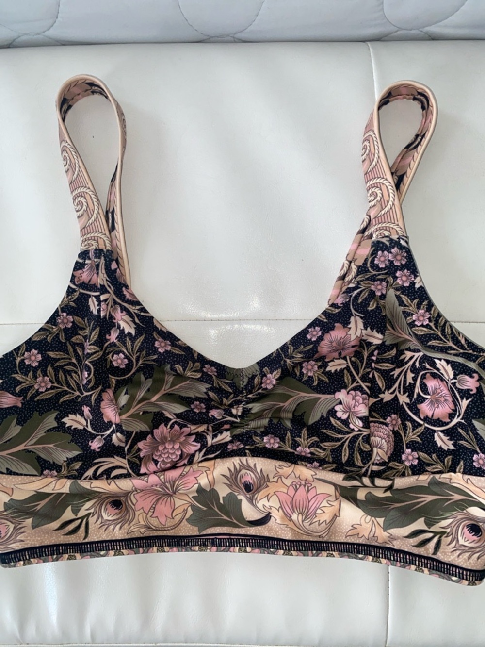 Oasis Crop in Nightshade from Spell and the Gypsy Collective Athletic Top L - Picture 2 of 14